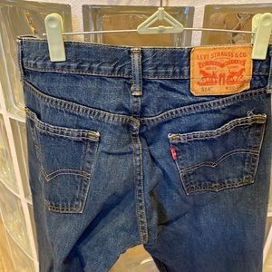 Levi’s 514 jeans